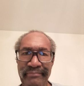 Meet your Posher, Howard paul